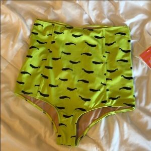 Brand new Kortni Jeane extended high waist bottoms